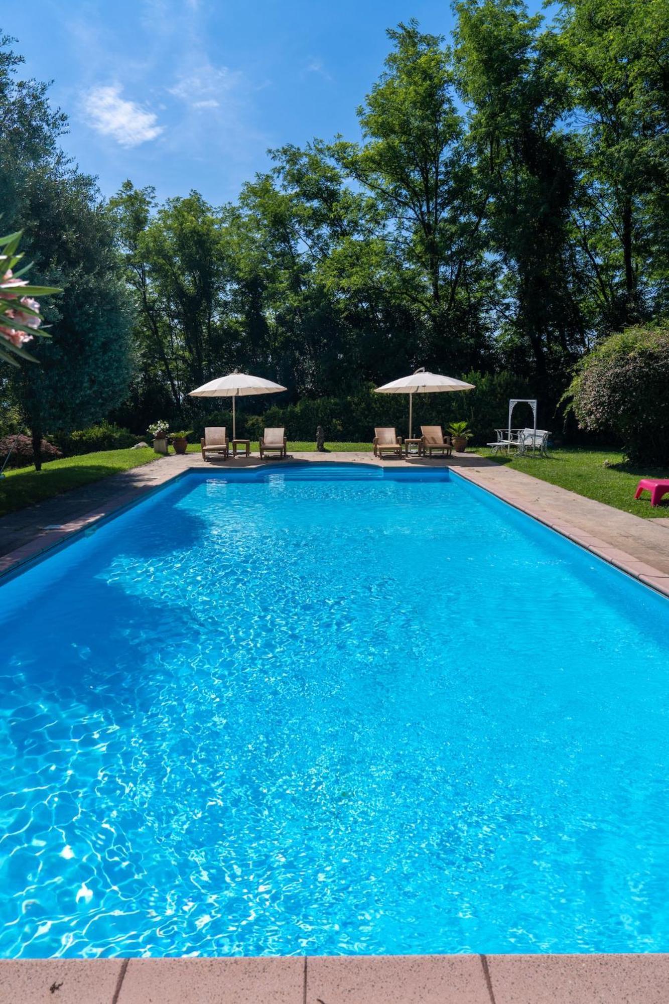 Belvedere Sul Lago Арона Екстериор снимка